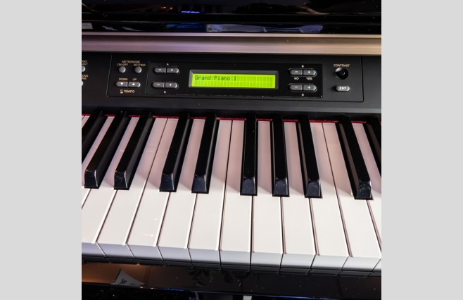 Used Yamaha CLP280 Polished Ebony Digital Piano Complete Package (SN:GBRCNO01024) - Image 6